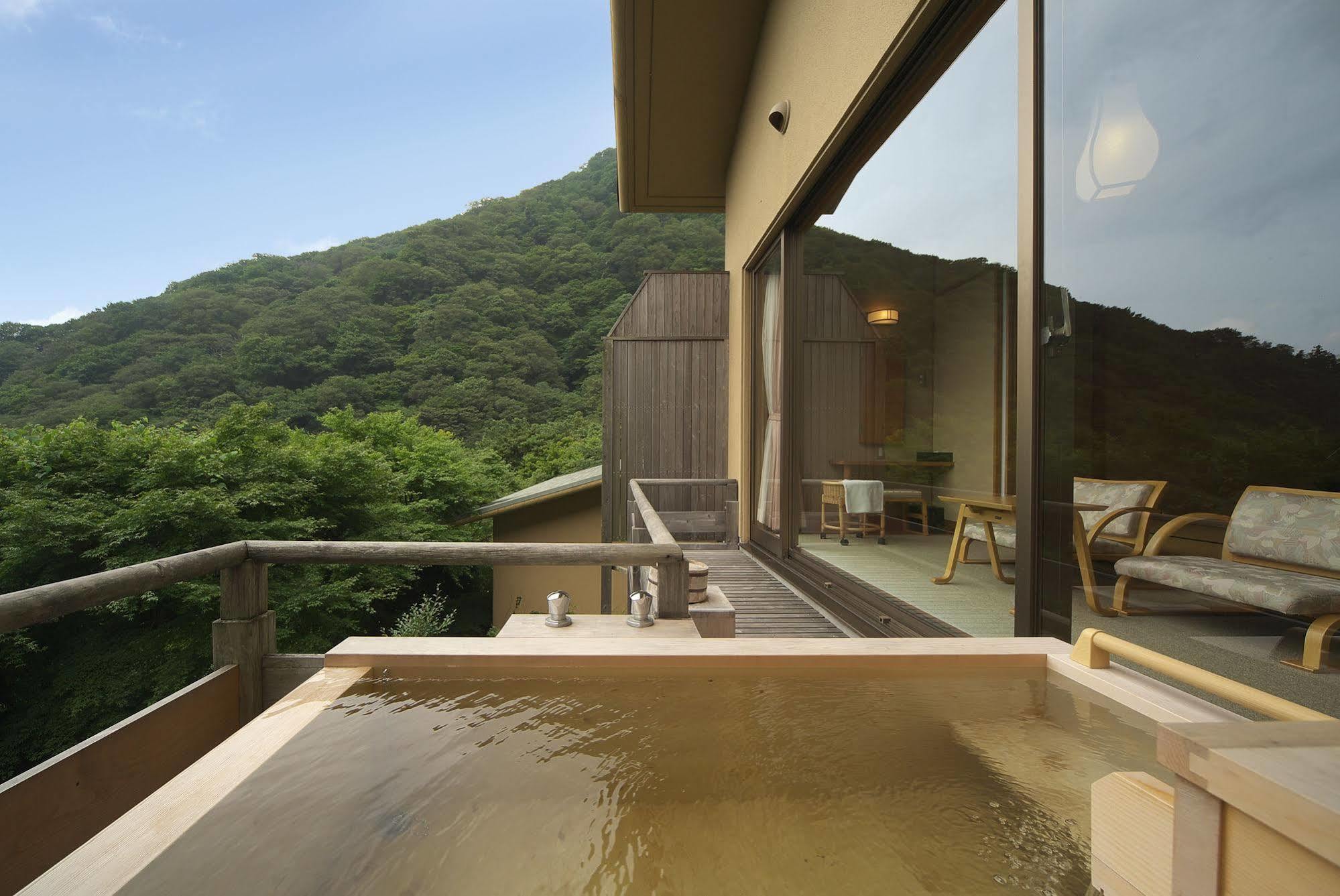 ทากิโมโตะกัง ยูกิโนะซาโตะ โฮเต็ล Hotel Yoro  ภายนอก รูปภาพ